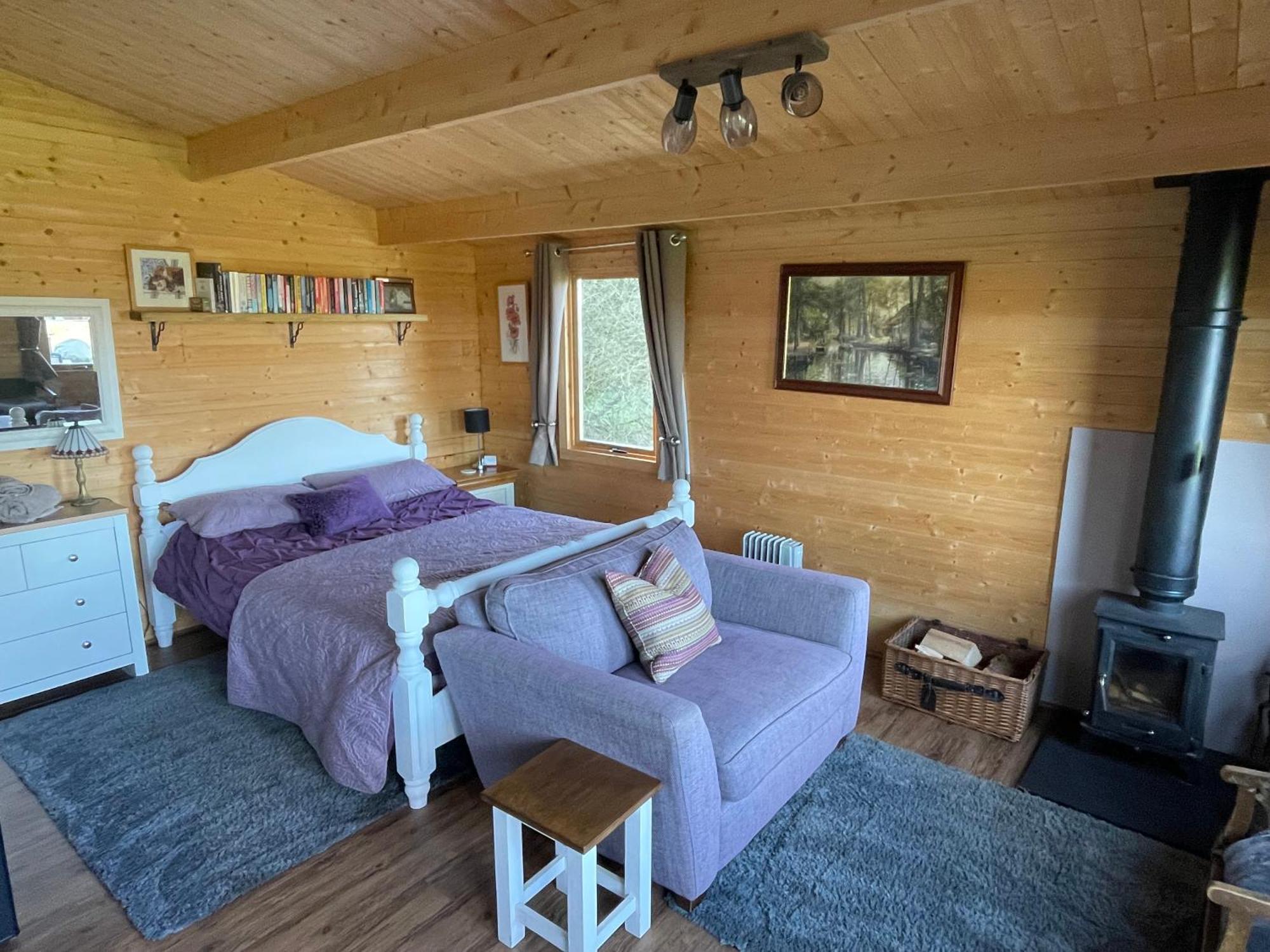 Cosy Cabin In Annie'S Meadow West Meon Екстер'єр фото