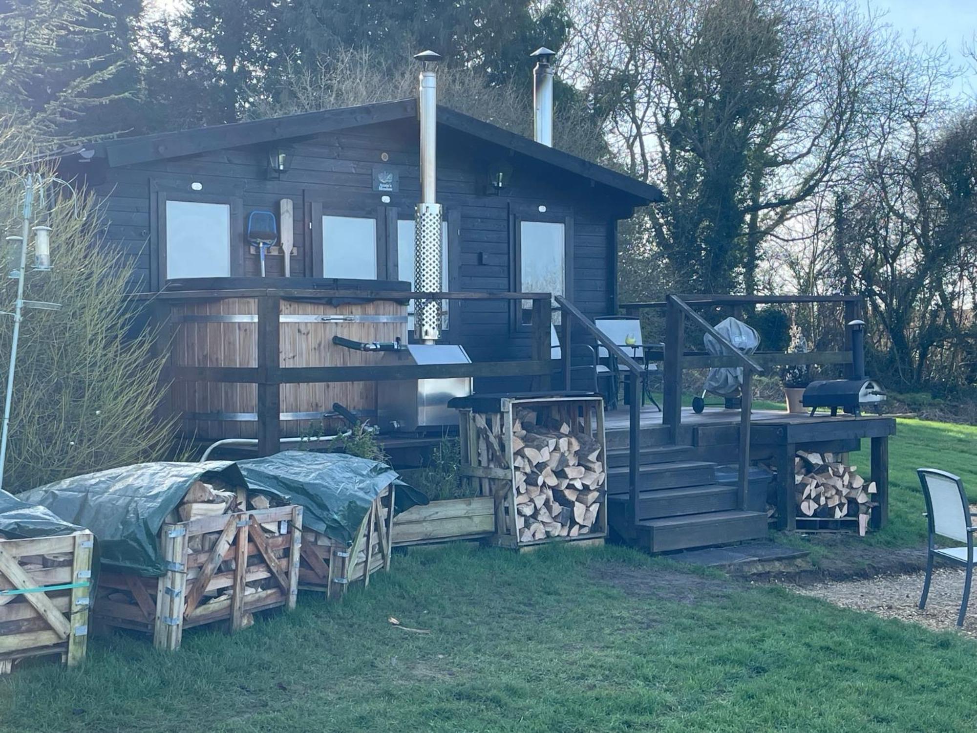 Cosy Cabin In Annie'S Meadow West Meon Екстер'єр фото