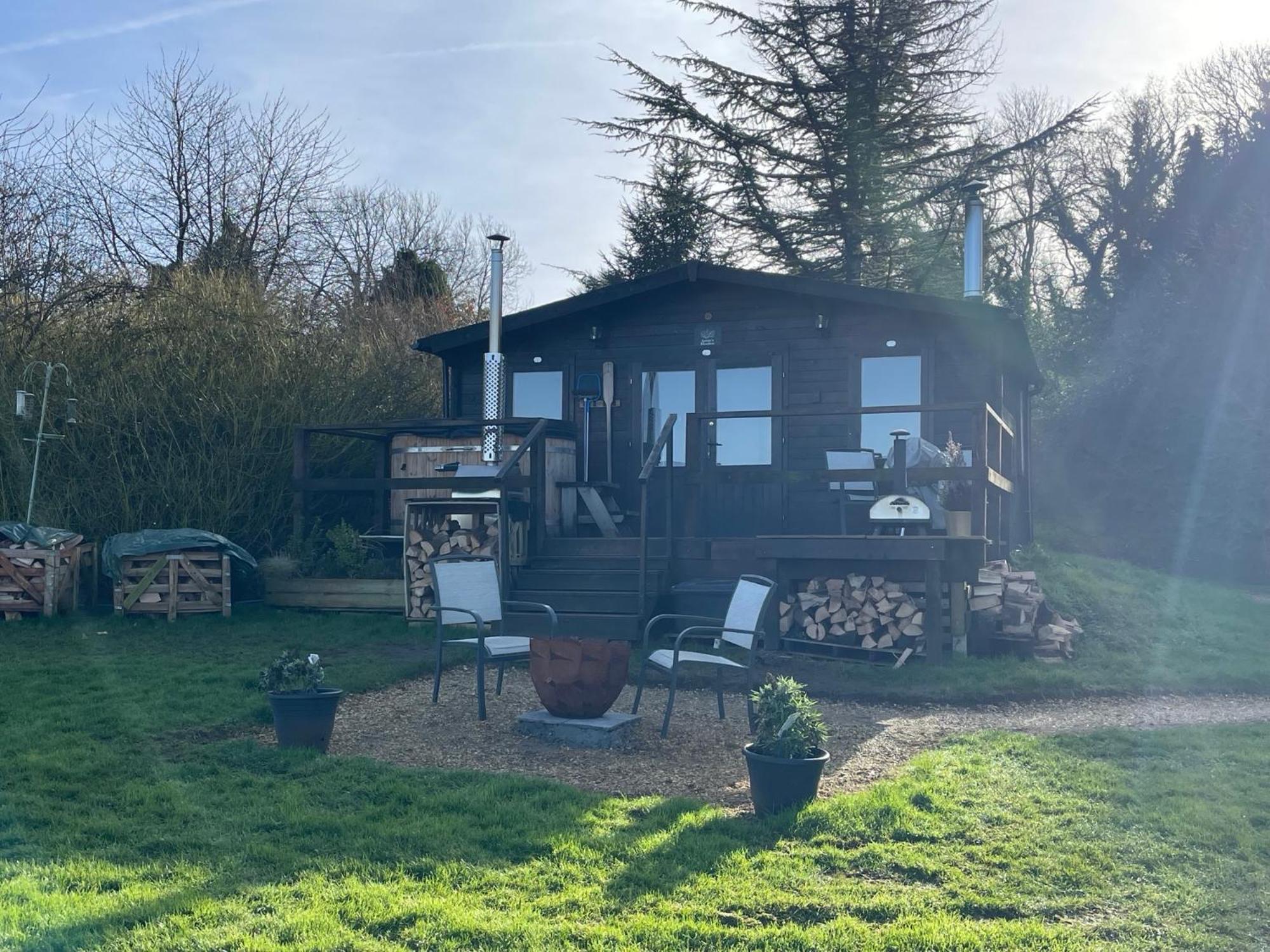 Cosy Cabin In Annie'S Meadow West Meon Екстер'єр фото
